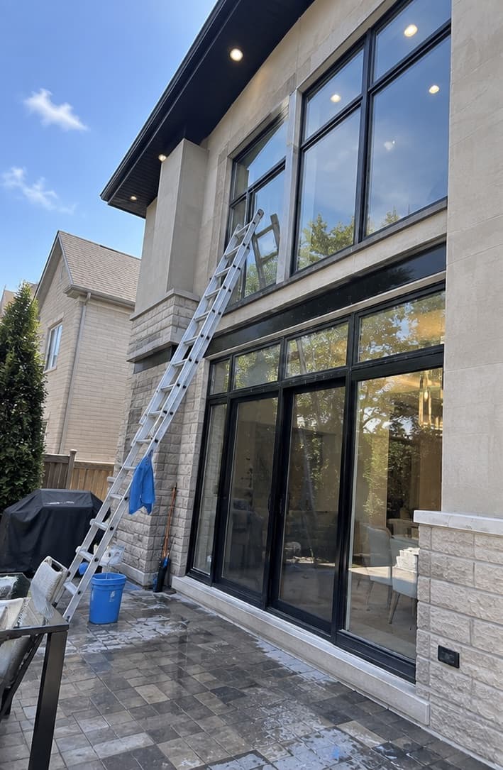 window cleaners — photo 2
