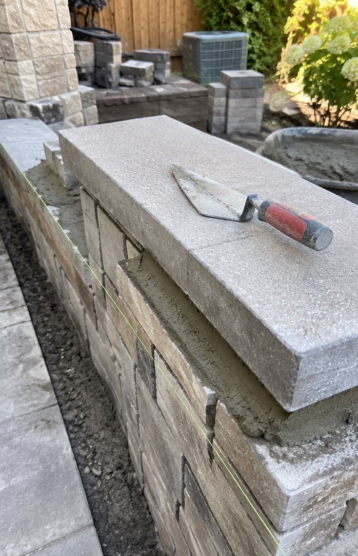 Masonry and stonework and interlocking — photo 2